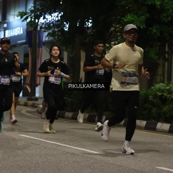 Runner Photo 3675393