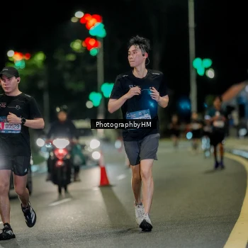 Runner Photo 3675439