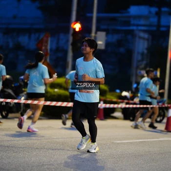 Runner Photo 3675462
