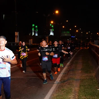 Runner Photo 3675496