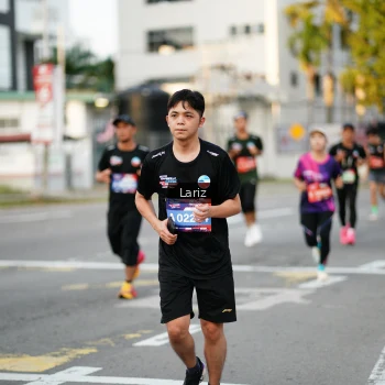 Runner Photo 3675505