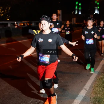 Runner Photo 3675536