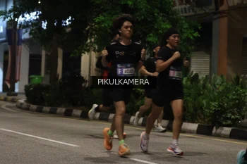 Runner Photo 3675622