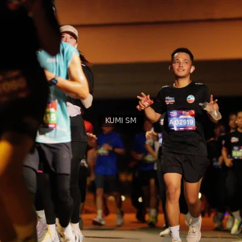 Runner Photo 3675624