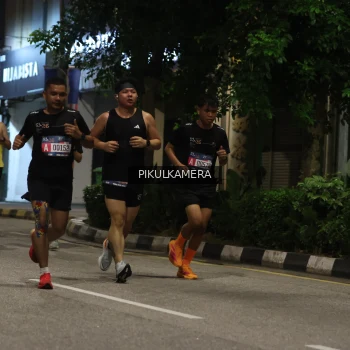 Runner Photo 3675679