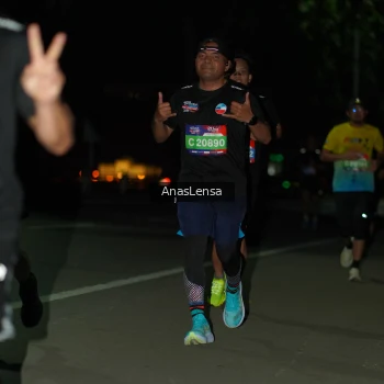 Runner Photo 3675706
