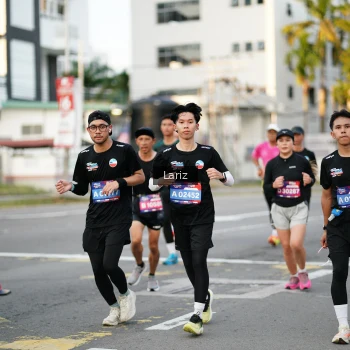 Runner Photo 3675713