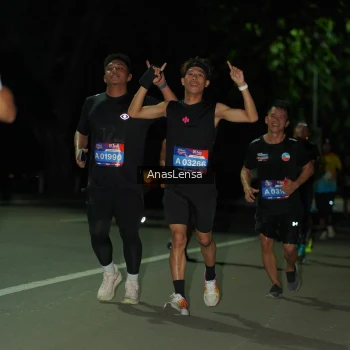 Runner Photo 3675718