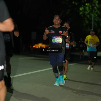 Runner Photo 3675725