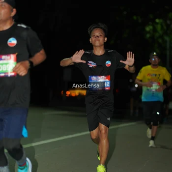 Runner Photo 3675738