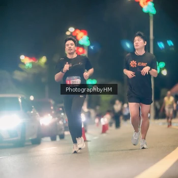 Runner Photo 3675743