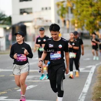 Runner Photo 3675747