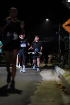 Runner Photo 3675787