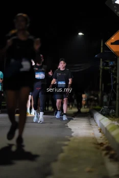 Runner Photo 3675789
