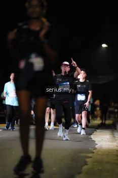 Runner Photo 3675814