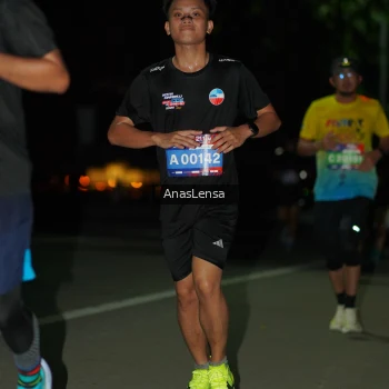 Runner Photo 3675860
