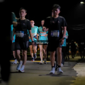 Runner Photo 3675876