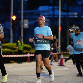 Runner Photo 3675968