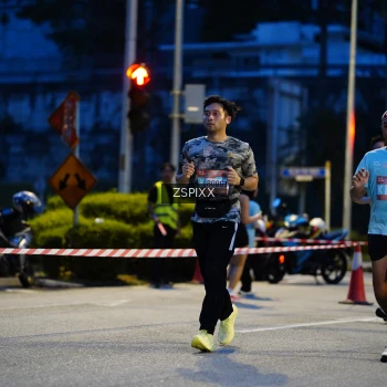 Runner Photo 3675973