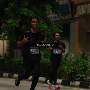 Runner Photo 3676024