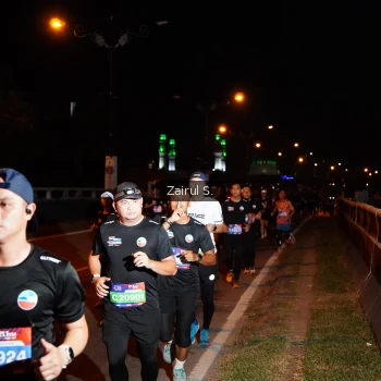 Runner Photo 3676030