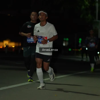 Runner Photo 3676136