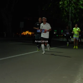 Runner Photo 3676137