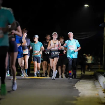 Runner Photo 3676142