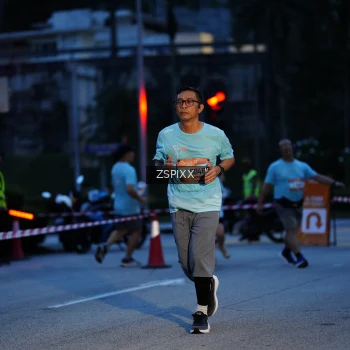 Runner Photo 3676146