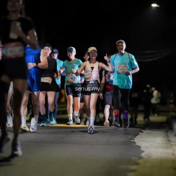 Runner Photo 3676149