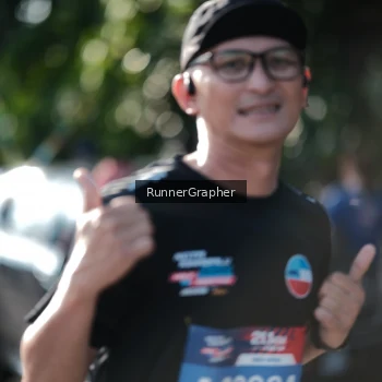 Runner Photo 3676174