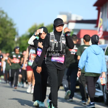 Runner Photo 3676196
