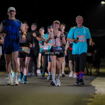 Runner Photo 3676213