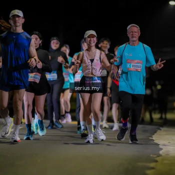 Runner Photo 3676233