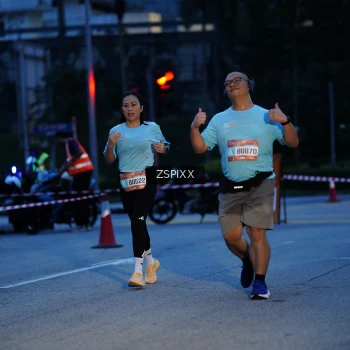 Runner Photo 3676256