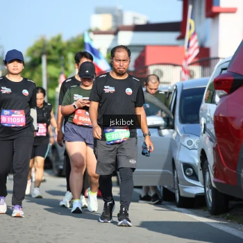 Runner Photo 3676273