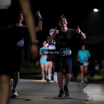 Runner Photo 3676302