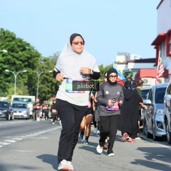 Runner Photo 3676368