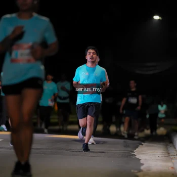 Runner Photo 3676394