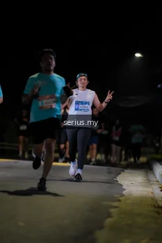 Runner Photo 3676419