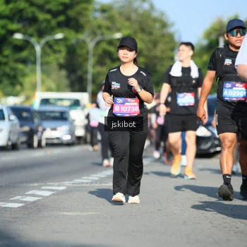 Runner Photo 3676431