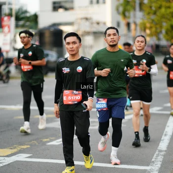 Runner Photo 3676434