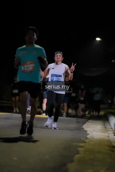 Runner Photo 3676437