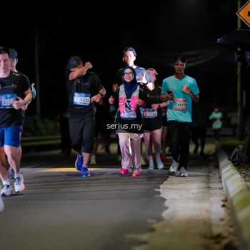 Runner Photo 3676453