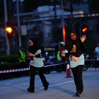 Runner Photo 3676460