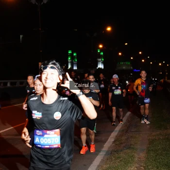 Runner Photo 3676470