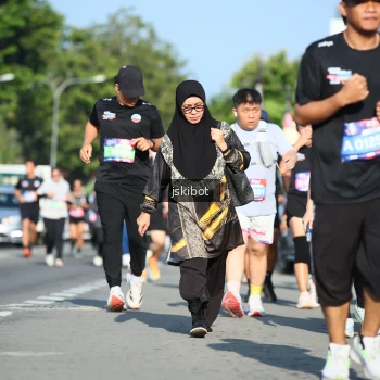 Runner Photo 3676472