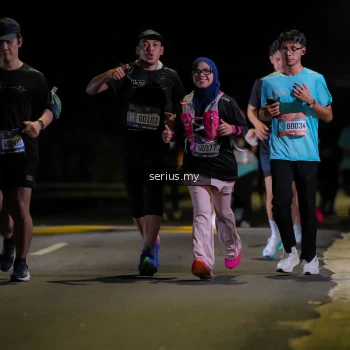 Runner Photo 3676493