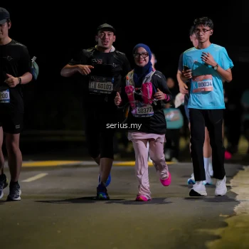Runner Photo 3676499
