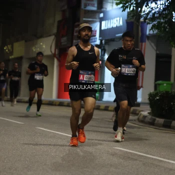 Runner Photo 3676510